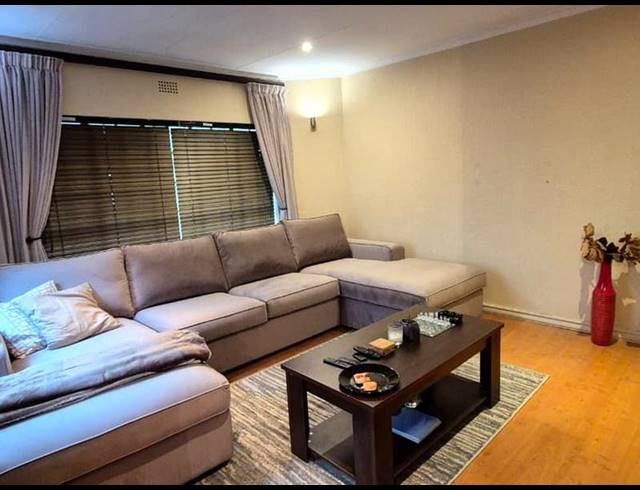 2 BEDROOM PROPERTY TO RENT IN SANDOWN